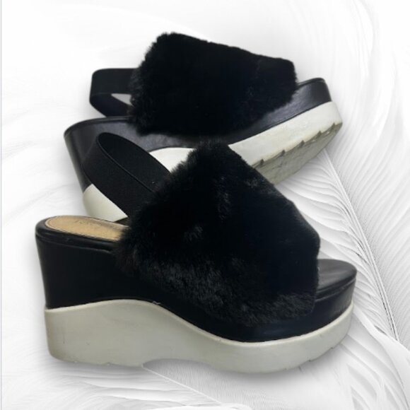 Forever 21 Black Faux Fur Platform Sandals Fluffy Wedge Slides Women’s Size 7M - Picture 2 of 6